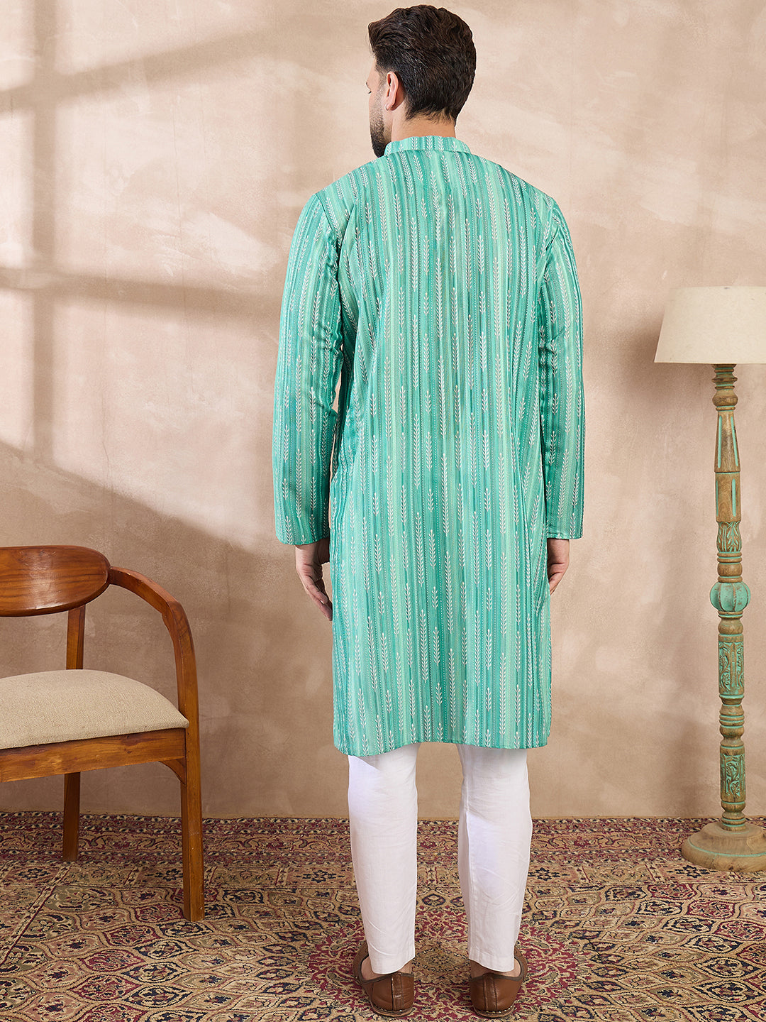Ethnic Bay Men Green Silk Blend Floral Printed Straight Kurta With Trouser