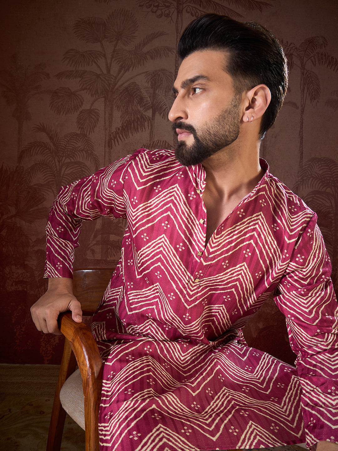 Ethnic Bay Men Magenta Silk Blend Chevron Printed Straight Kurta With Trouser