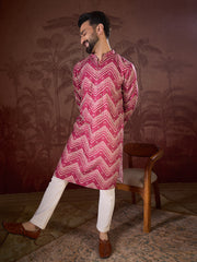 Ethnic Bay Men Magenta Silk Blend Chevron Printed Straight Kurta With Trouser-MKSET1940