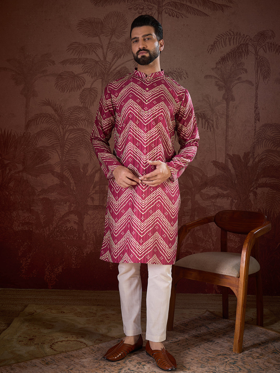 Ethnic Bay Men Magenta Silk Blend Chevron Printed Straight Kurta With Trouser