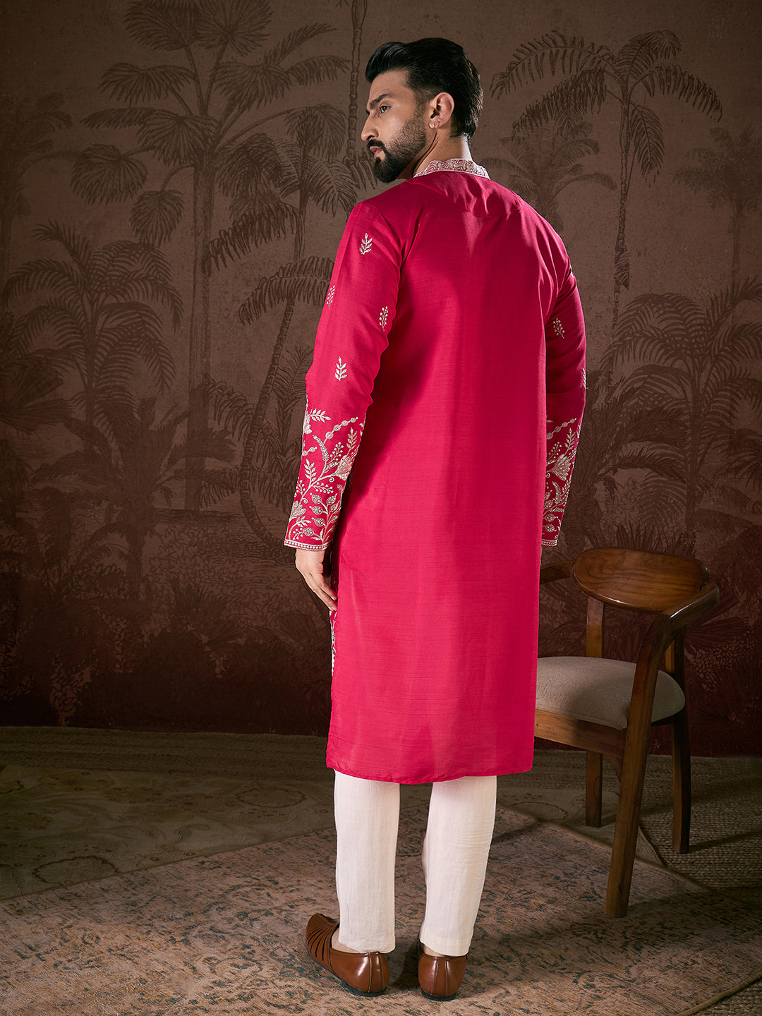Ethnic Bay Men Pink Silk Blend Solid Embroidered Straight Kurta With Trouser