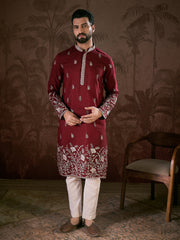 Ethnic Bay Men Maroon Silk Blend Solid Embroidered Straight Kurta With Trouser-MKSET1945
