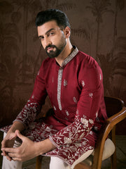 Ethnic Bay Men Maroon Silk Blend Solid Embroidered Straight Kurta With Trouser-MKSET1945