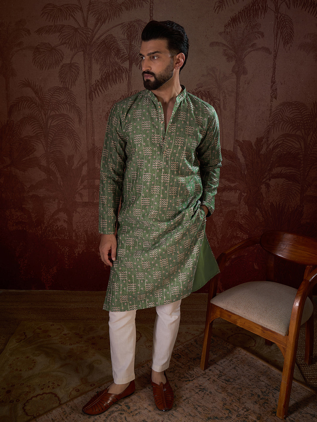 Ethnic Bay Men Green Silk Blend Ethnic Motifs Printed Straight Kurta With Trouser