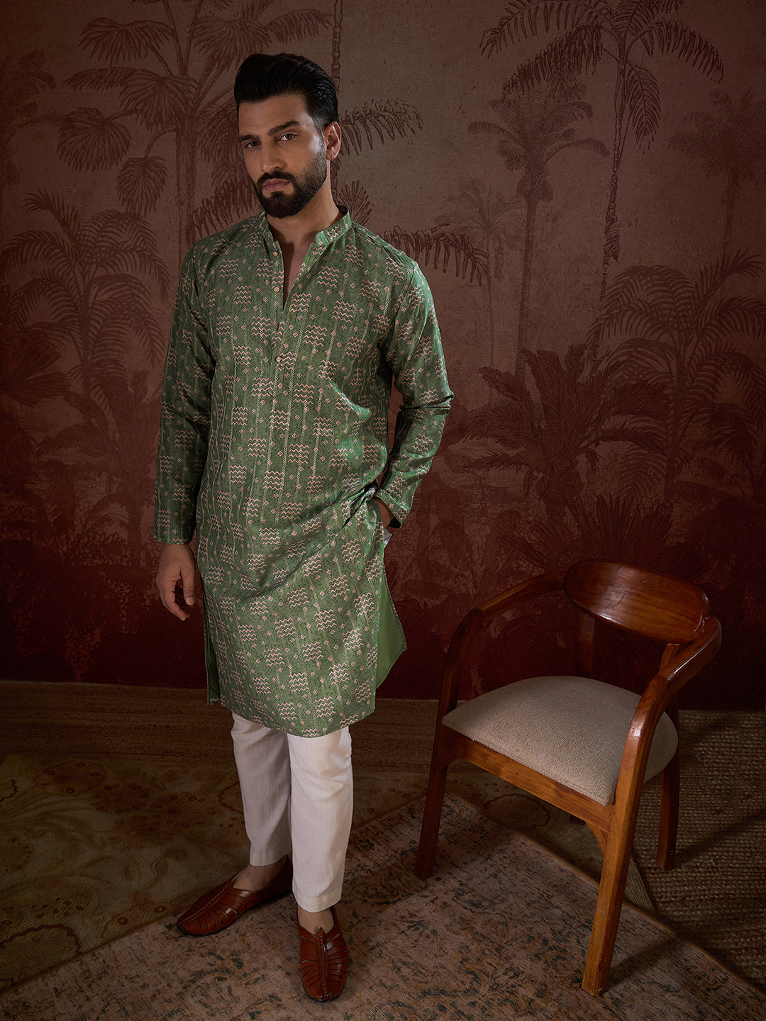 Ethnic Bay Men Green Silk Blend Ethnic Motifs Printed Straight Kurta With Trouser