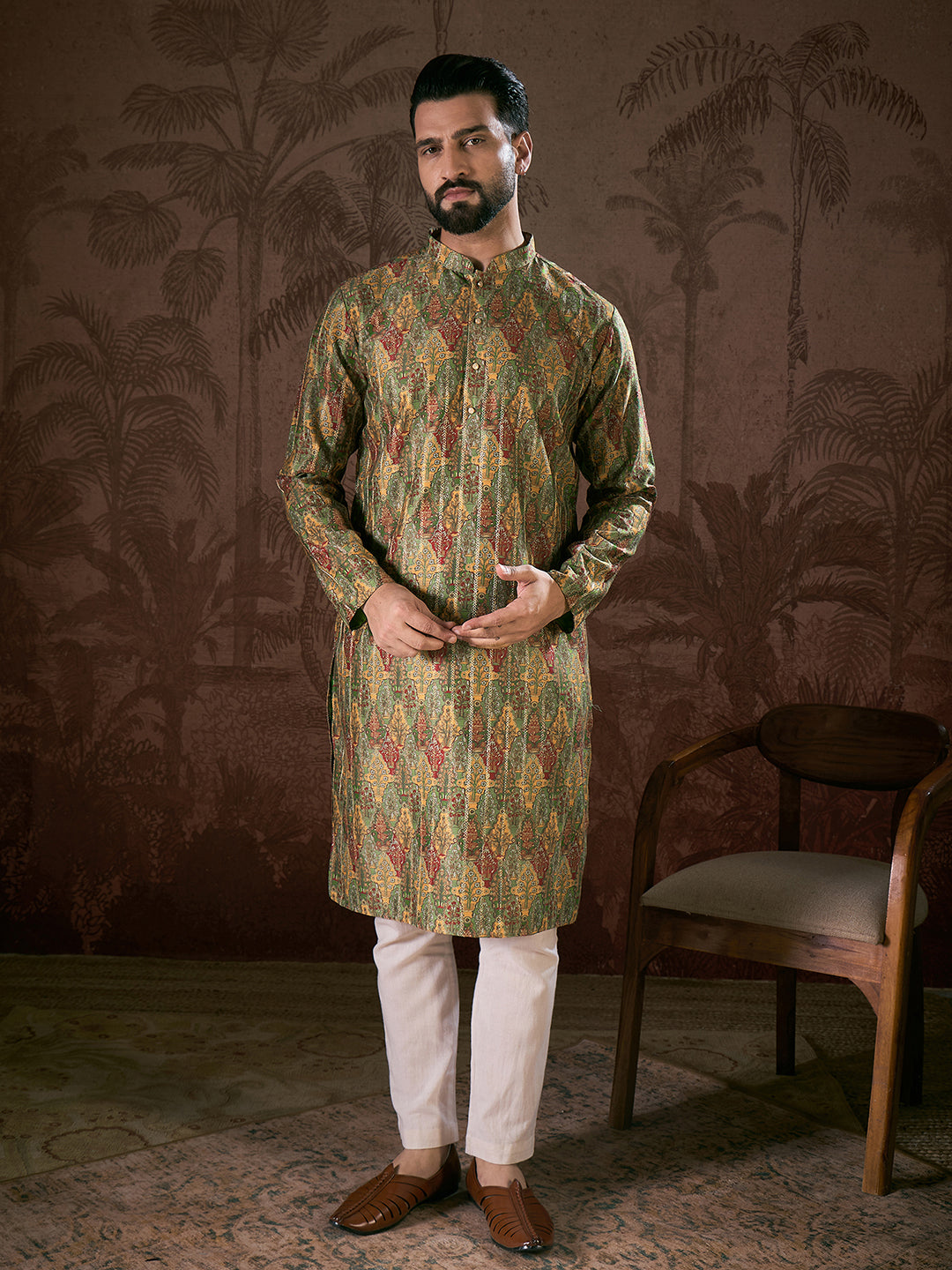 Ethnic Bay Men Green Silk Blend Floral Printed Straight Kurta With Trouser