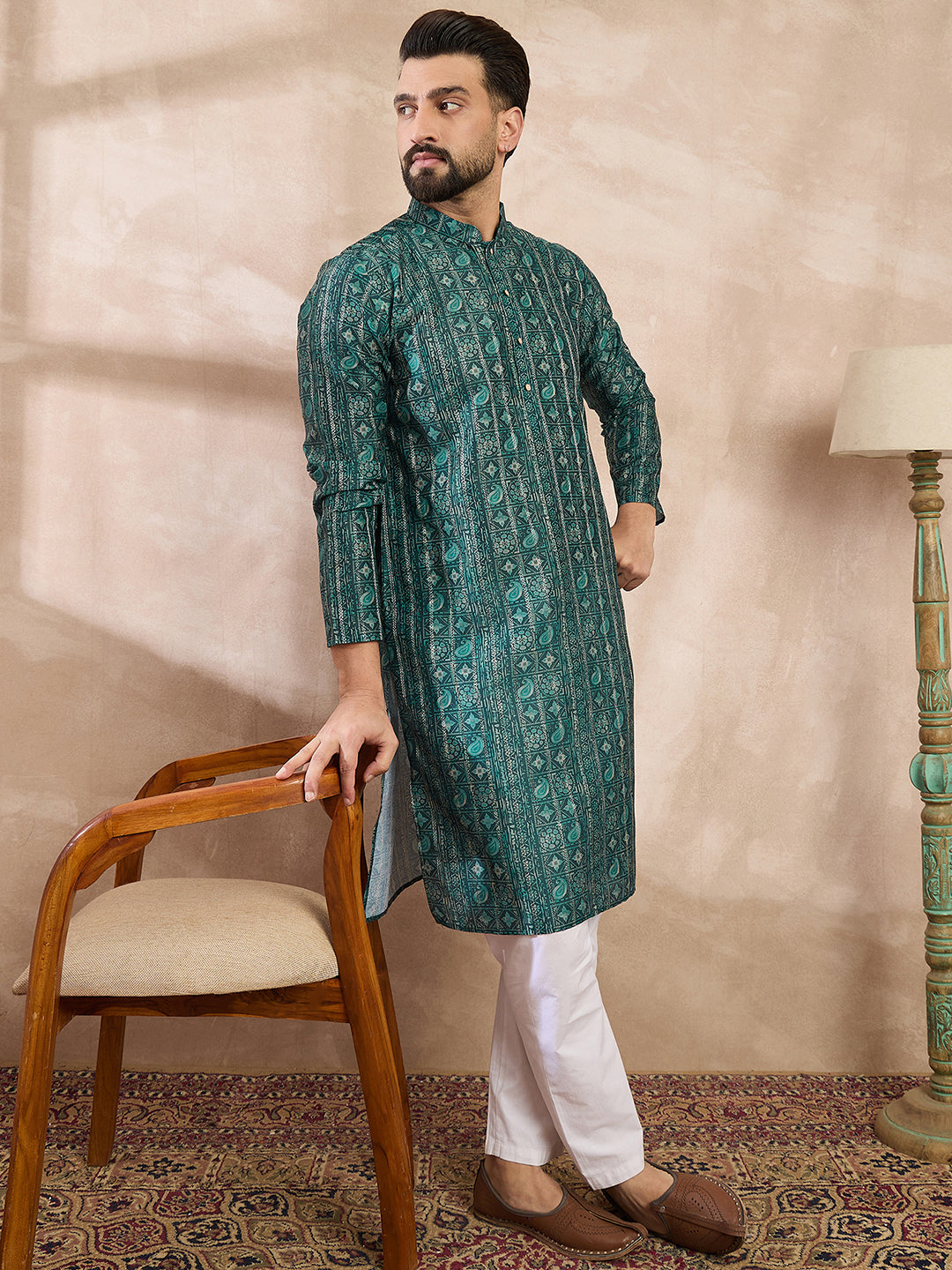 Ethnic Bay Men Green Silk Blend Ethnic Motifs Printed Straight Kurta With Trouser