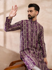 Ethnic Bay Men Purple Silk Blend Abstract Printed Straight Kurta With Trouser-MKSET2008