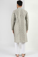 Ethnic Bay Men Green Viscose Rayon Solid Embroidered Chikankari Straight Kurta MKU1090