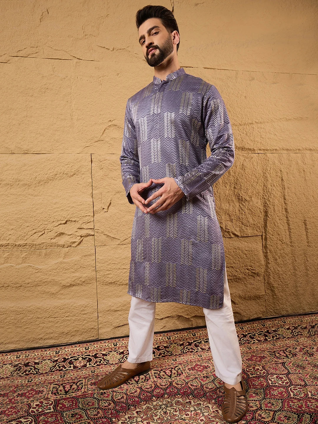 Ethnic Bay Men Purple Silk Blend Solid Embroidered Straight Kurta-MKU1137