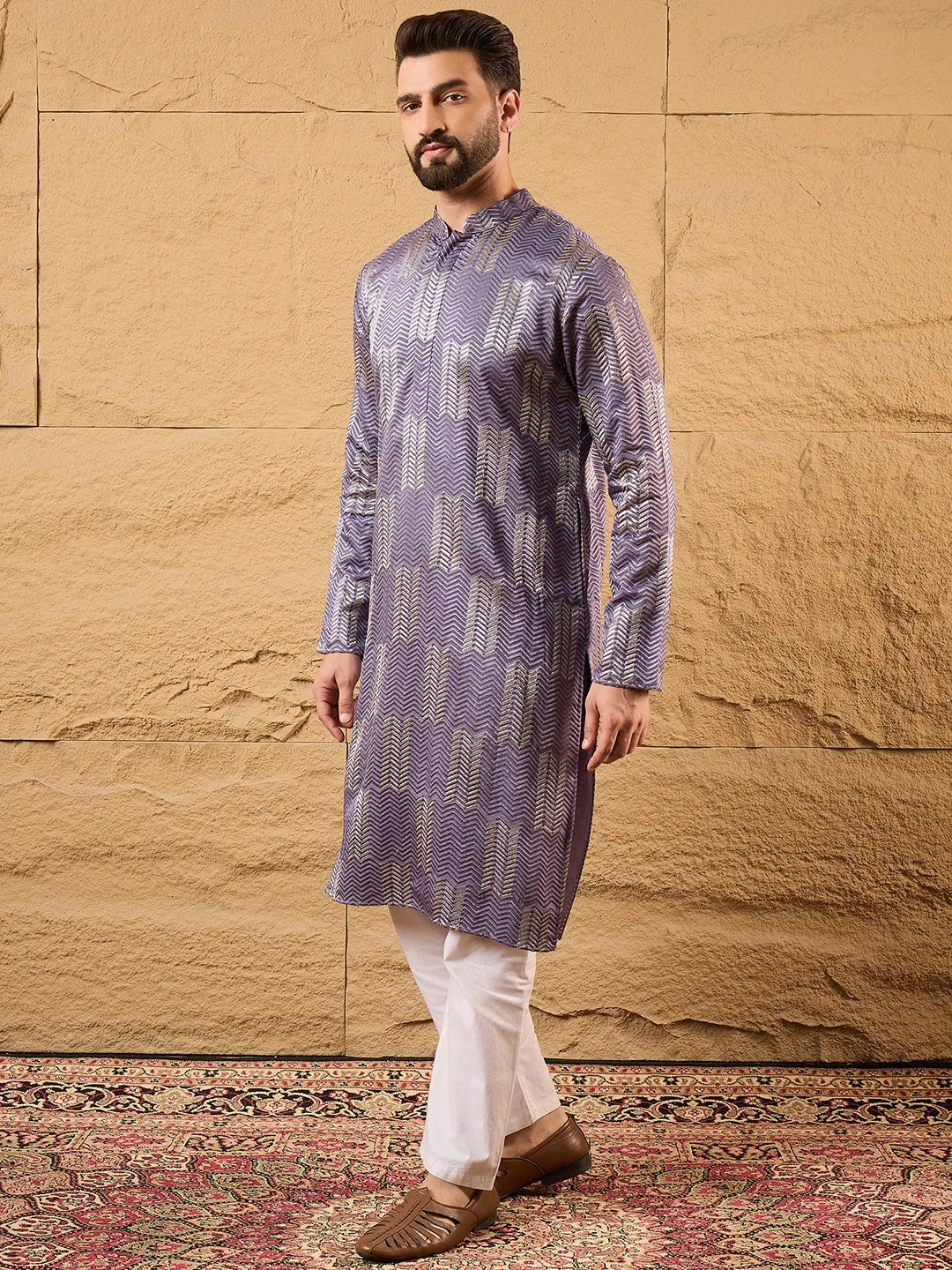 Ethnic Bay Men Purple Silk Blend Solid Embroidered Straight Kurta-MKU1137