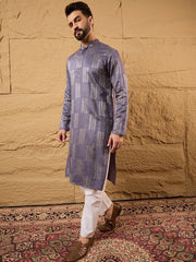 Ethnic Bay Men Purple Silk Blend Solid Embroidered Straight Kurta-MKU1137
