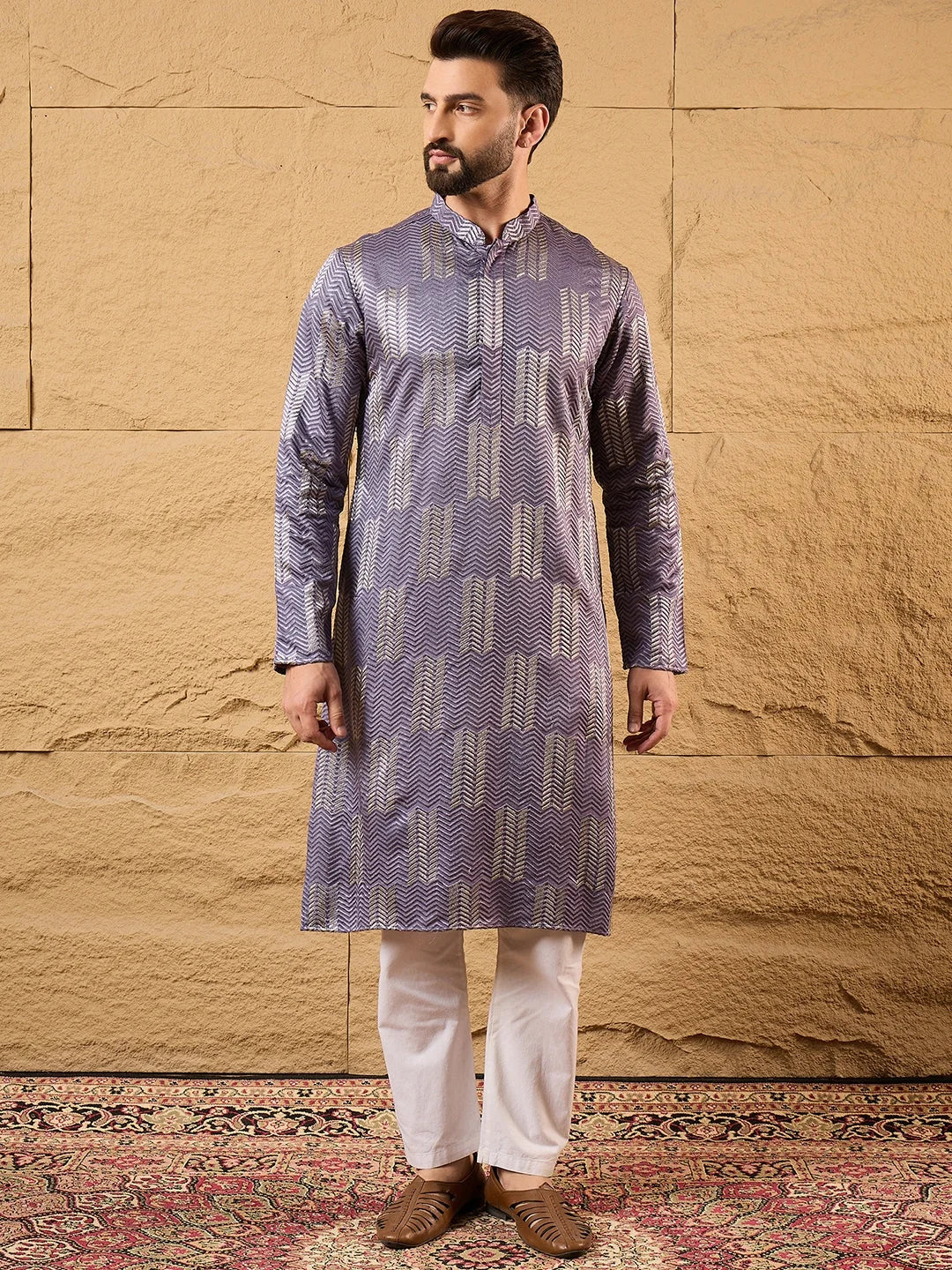 Ethnic Bay Men Purple Silk Blend Solid Embroidered Straight Kurta-MKU1137