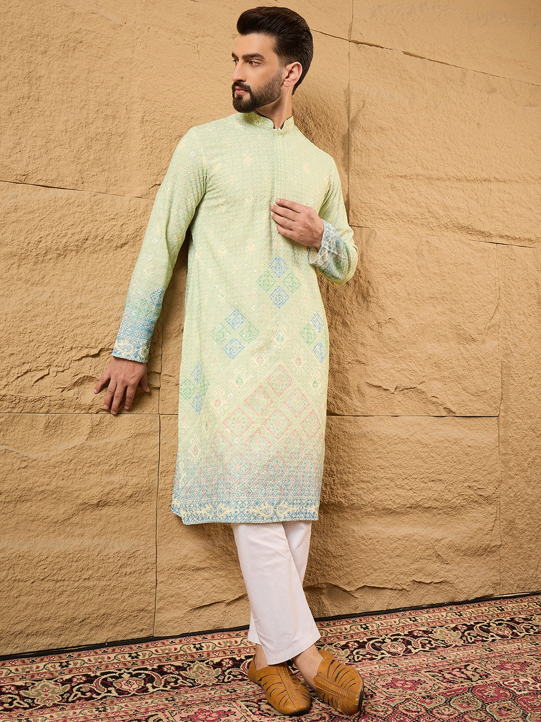 Ethnic Bay Men Green Viscose Rayon Bandhani Embroidered Straight Kurta-MKU1141