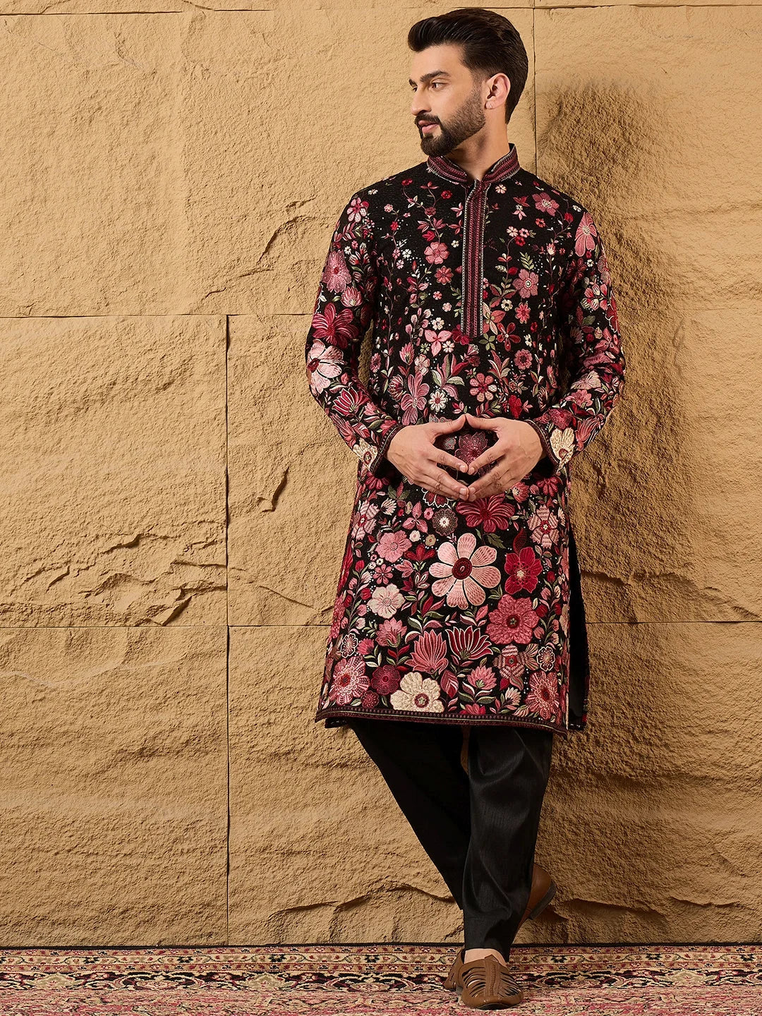Ethnic Bay Men Black Georgette Solid Embroidered Straight Kurta-MKU1154