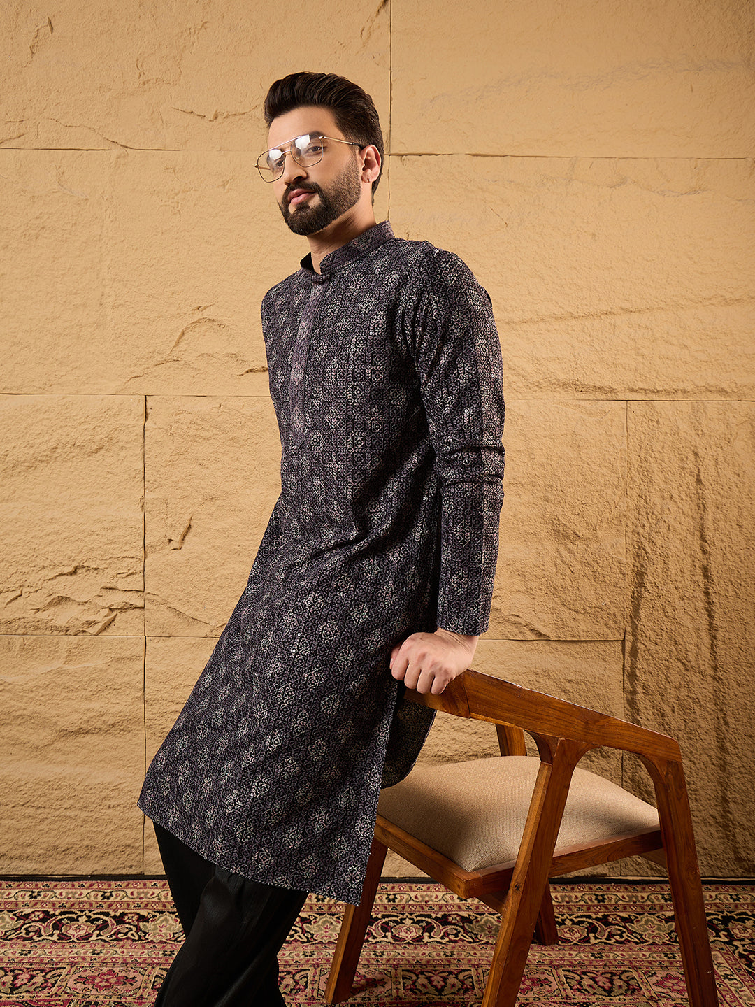 Ethnic Bay Men Black Viscose Rayon Ethnic Motifs Embroidered Straight Kurta-MKU1165