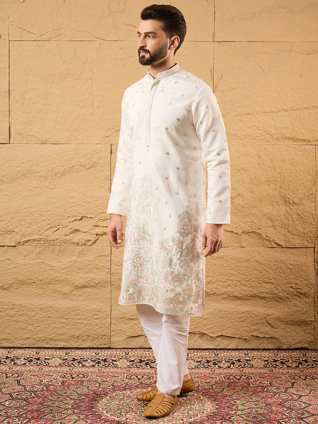Ethnic Bay Men Off White Silk Blend Solid Embroidered Straight Kurta-MKU1179