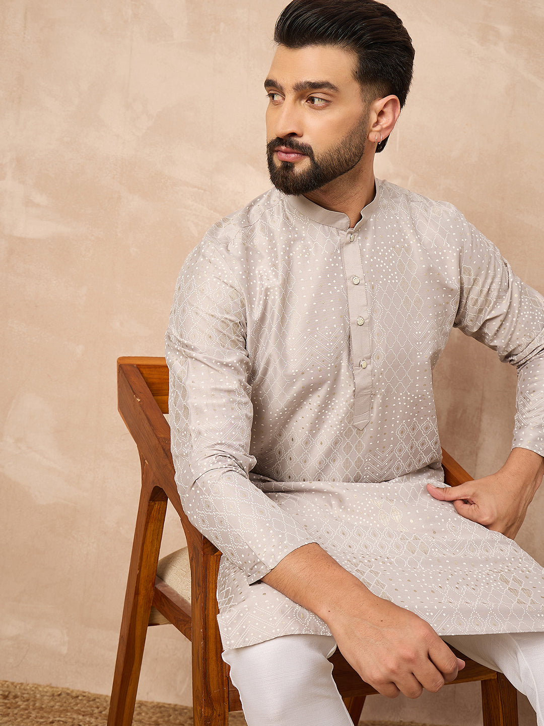 Ethnic Bay Men Grey Silk Geometric Printed Straight Kurta-MKU1272