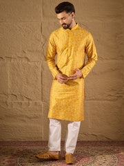 Ethnic Bay Men Yellow Silk Geometric Printed Straight Kurta-MKU1276