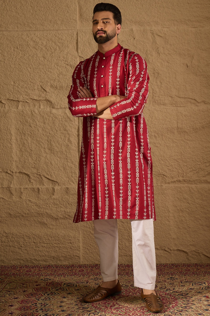 Maroon Viscose Rayon Ethnic Motifs Printed Straight Kurta MKU1278