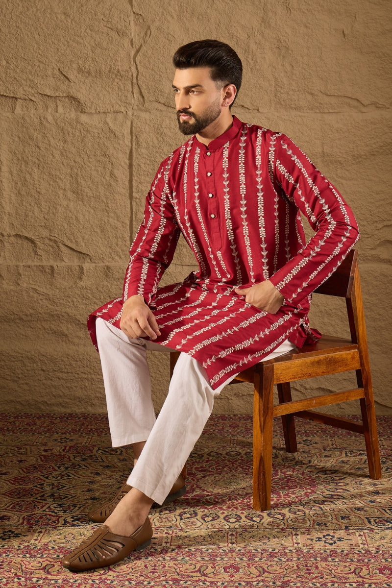 Maroon Viscose Rayon Ethnic Motifs Printed Straight Kurta HOPMKU1278 |