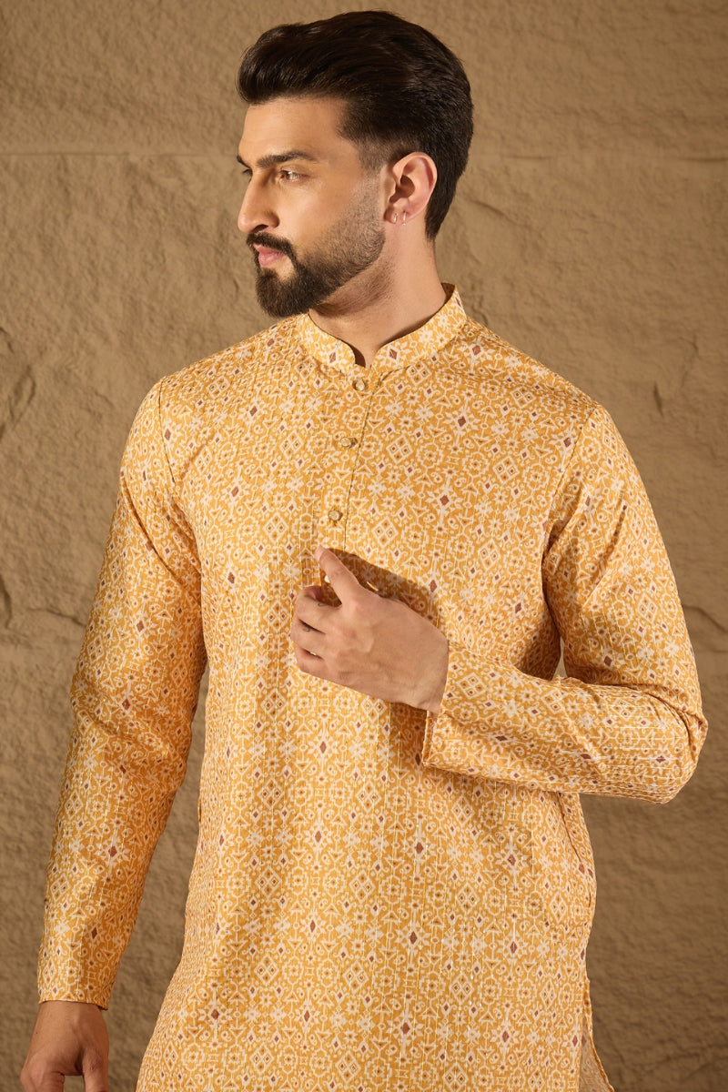 Yellow Silk Blend Ethnic Motifs Embroidered Straight Kurta MKU1304