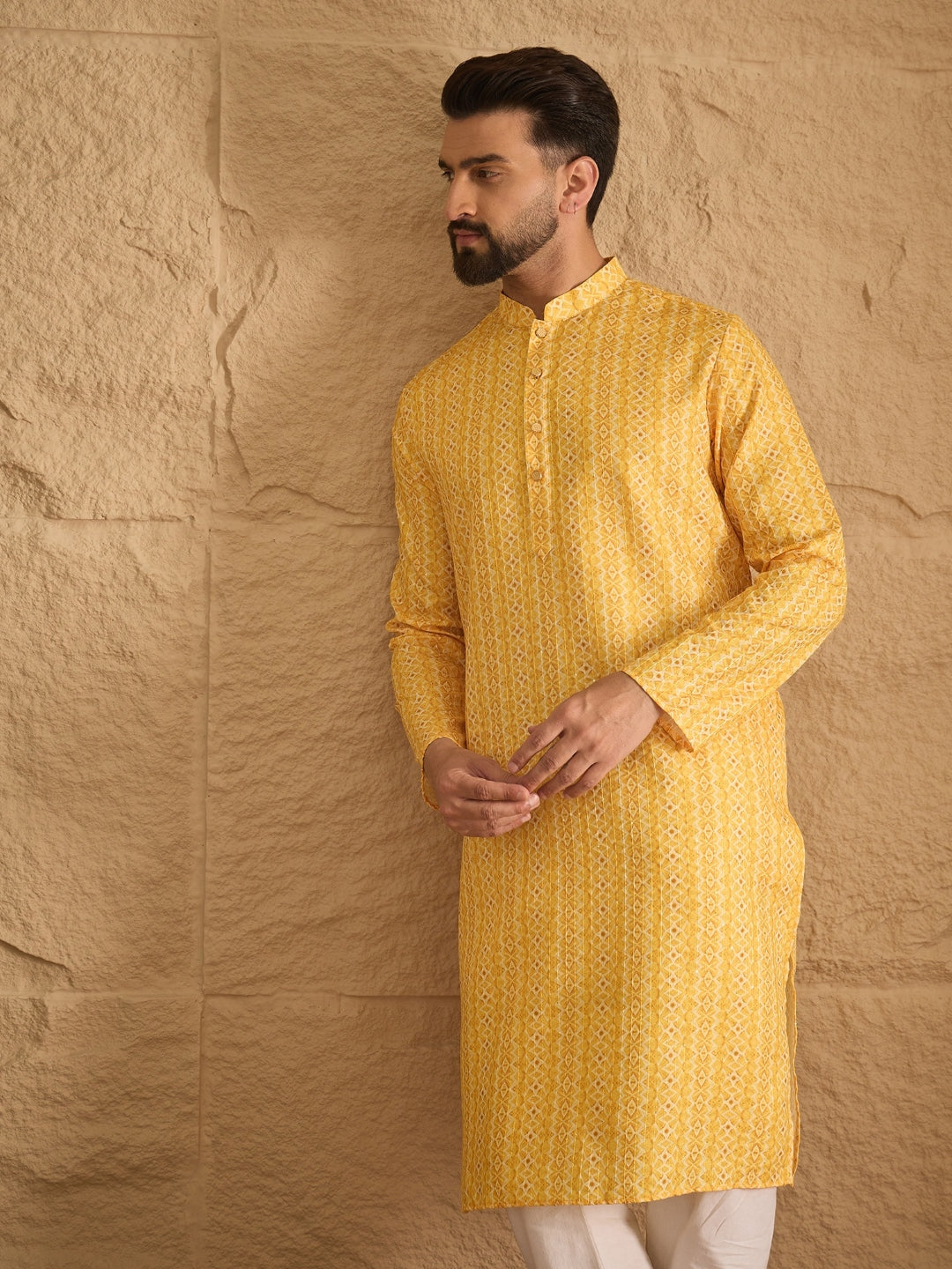 Ethnic Bay Men Yellow Silk Blend Geometric Embroidered Straight Kurta-MKU1313