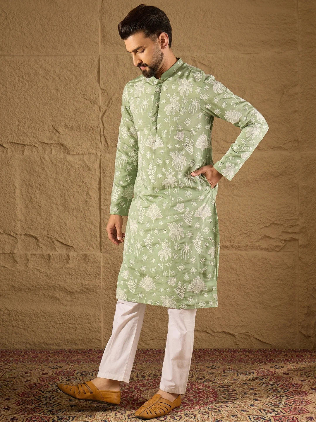 Ethnic Bay Men Green Chanderi Silk Embroidered Straight Kurta-MKU1316