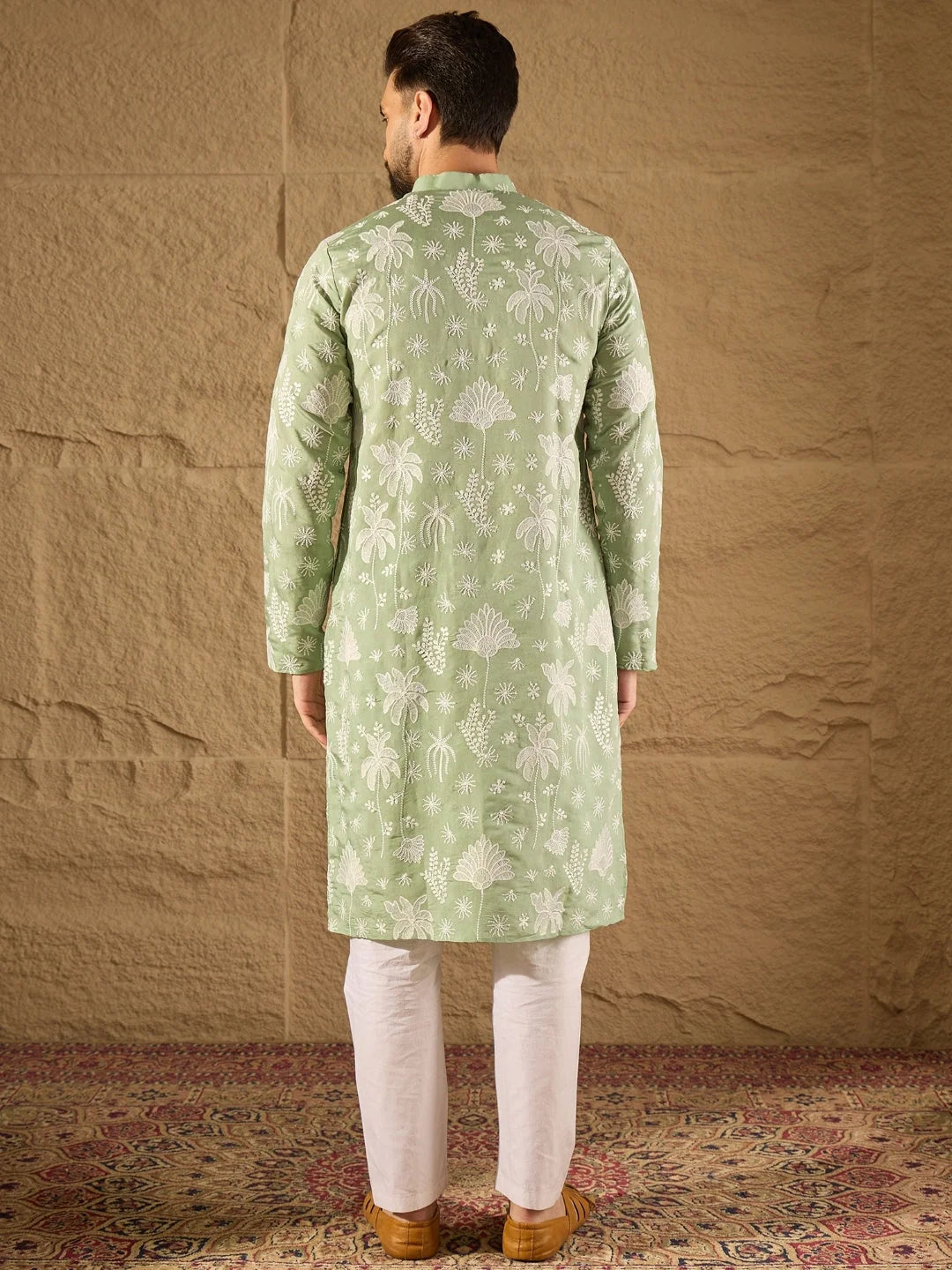 Ethnic Bay Men Green Chanderi Silk Embroidered Straight Kurta-MKU1316