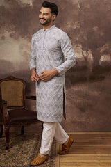 Lavender Viscose Rayon Solid Embroidered Straight Kurta MKU1387