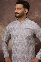 Lavender Viscose Rayon Solid Embroidered Straight Kurta MKU1387