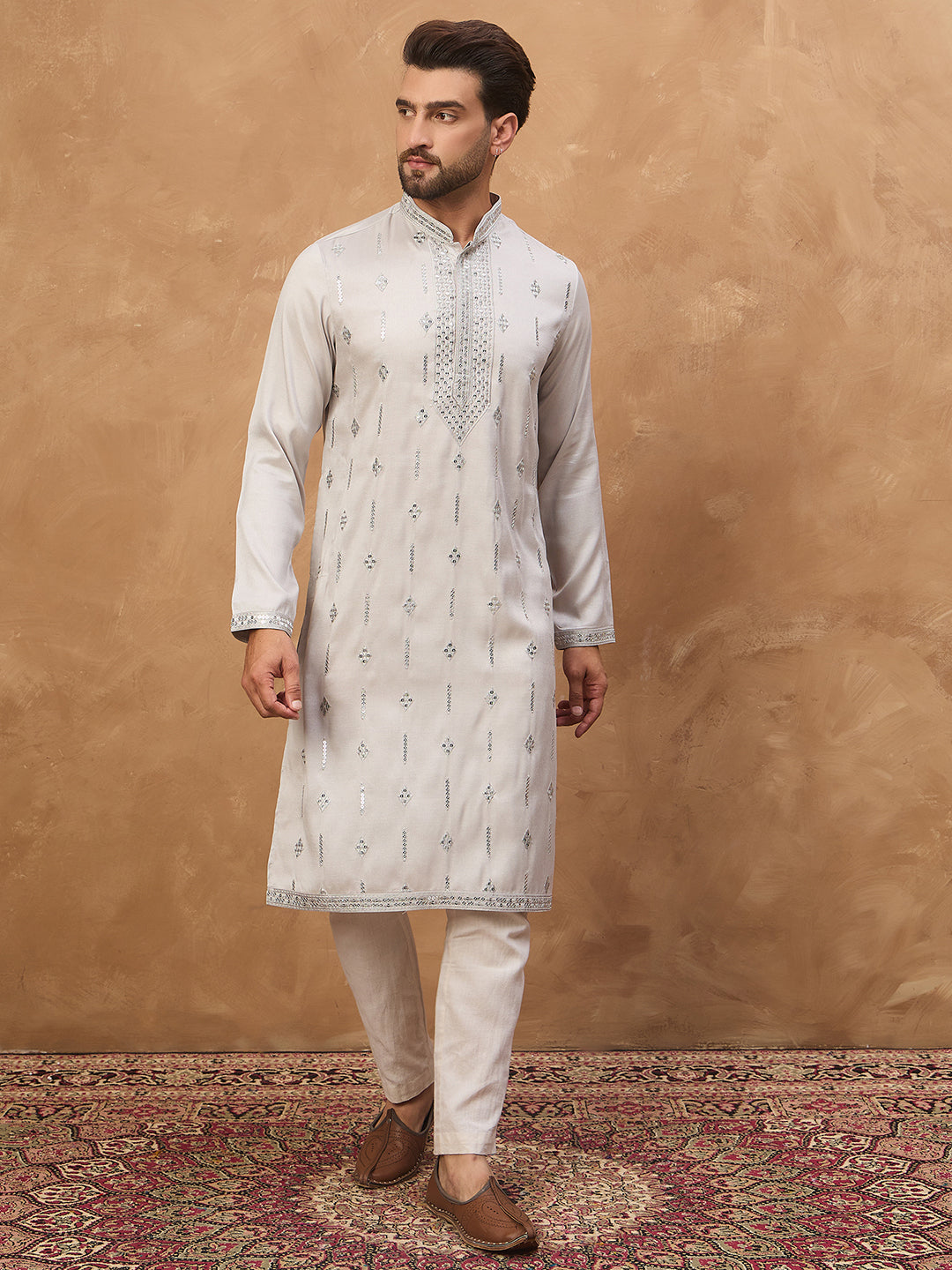 Ethnic Bay Men Grey Silk Blend Solid Embroidered Straight Kurta-MKU1438