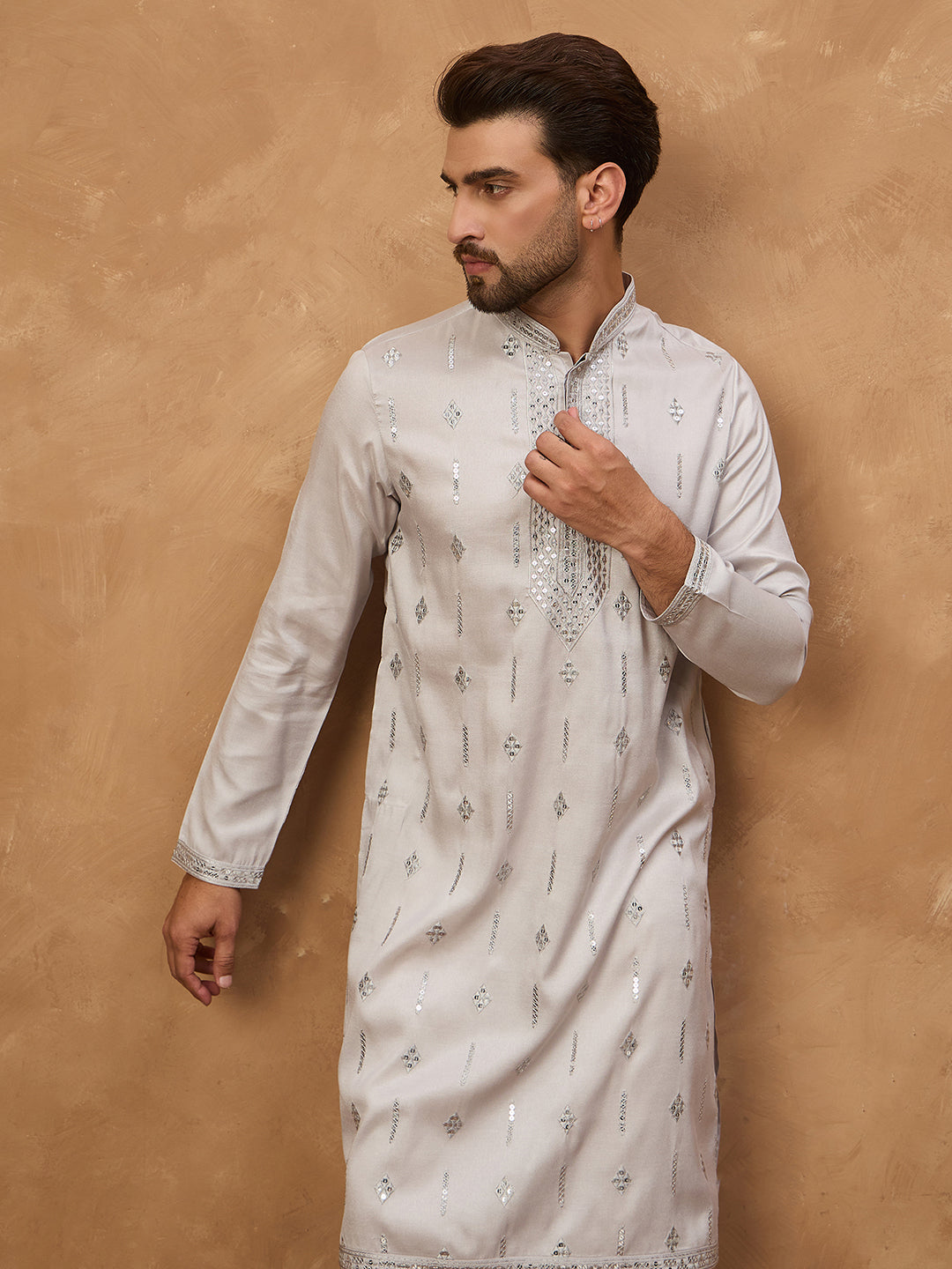 Ethnic Bay Men Grey Silk Blend Solid Embroidered Straight Kurta-MKU1438