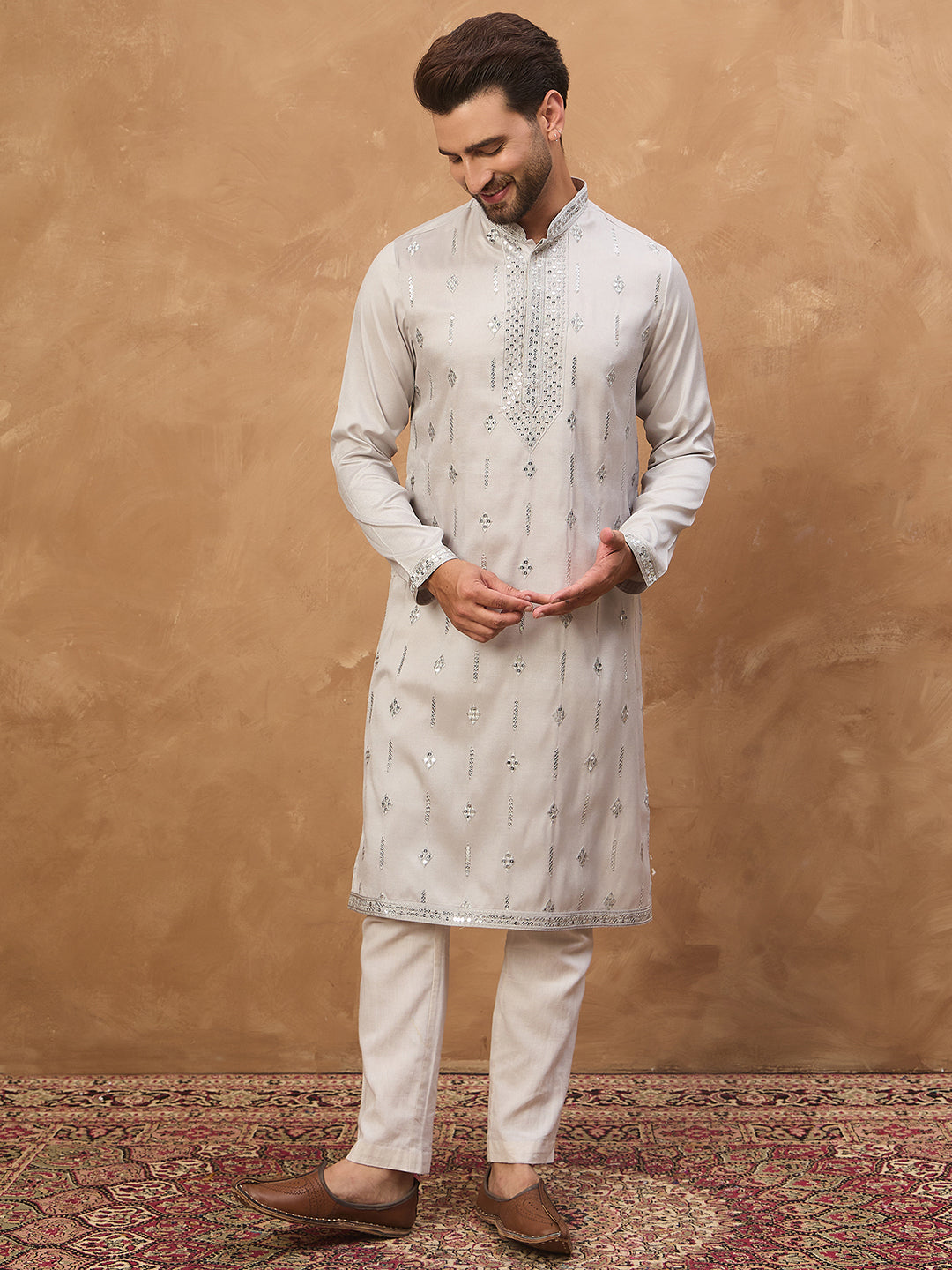 Ethnic Bay Men Grey Silk Blend Solid Embroidered Straight Kurta-MKU1438
