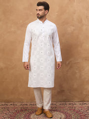 Ethnic Bay Men White Silk Blend Solid Embroidered Straight Kurta-MKU1444