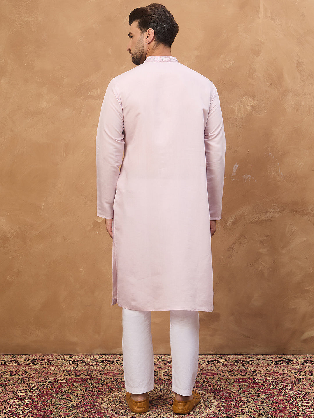 Ethnic Bay Men Lavender Silk Blend Solid Embroidered Straight Kurta-MKU1449