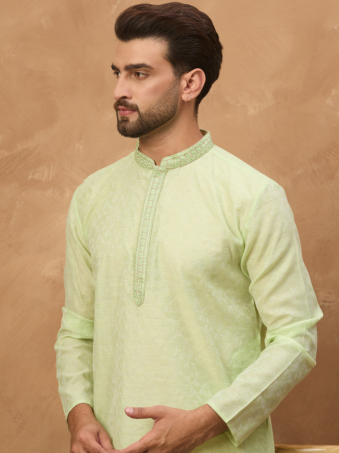 Ethnic Bay Men Green Silk Blend Solid Embroidered Straight Kurta-MKU1451