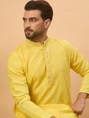 Ethnic Bay Men Yellow Silk Blend Solid Embroidered Straight Kurta-MKU1455