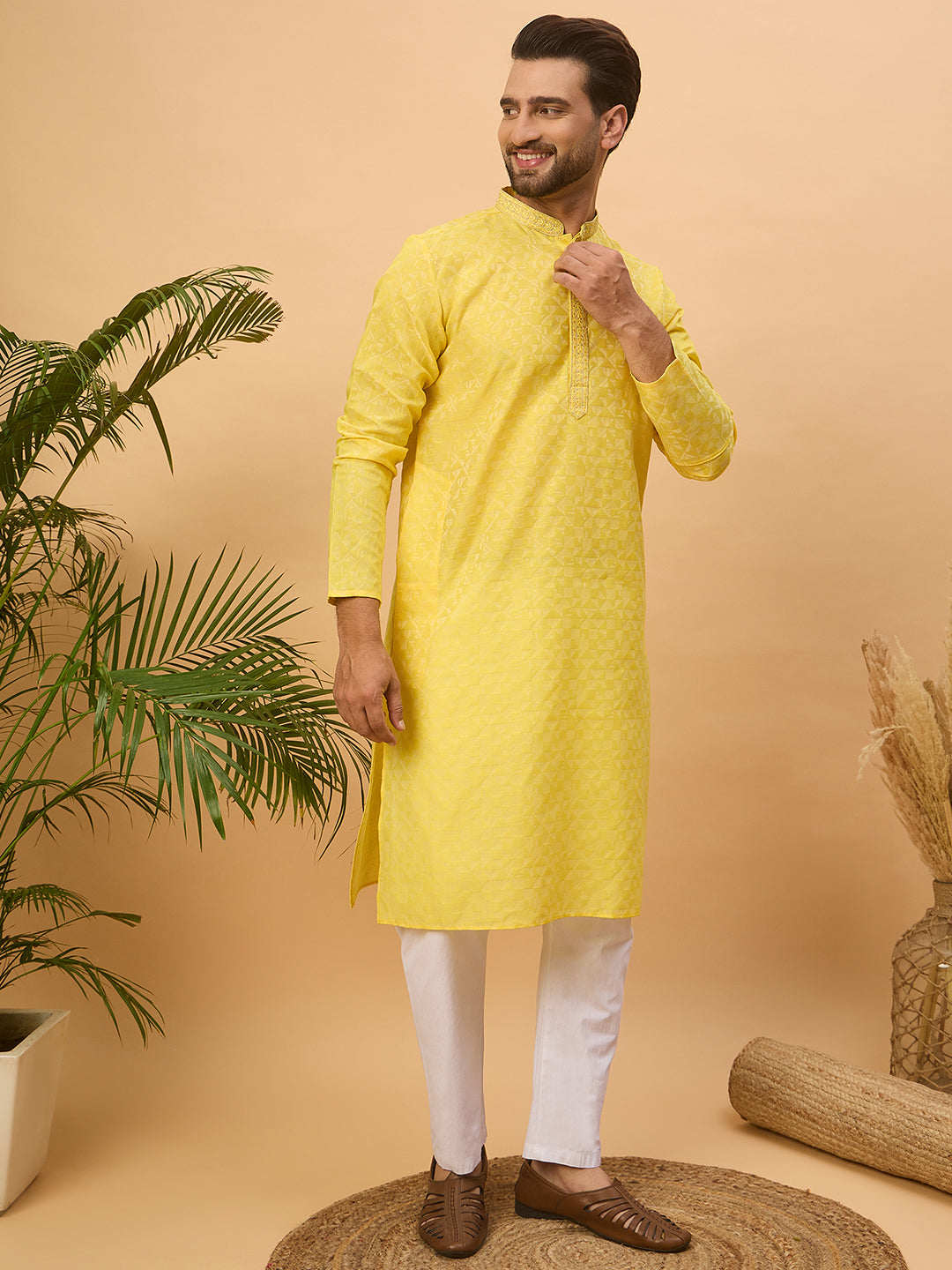Ethnic Bay Men Yellow Silk Blend Solid Embroidered Straight Kurta-MKU1455