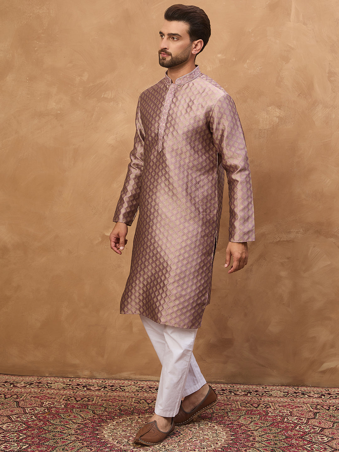 Ethnic Bay Men Mauve Silk Blend Solid Woven Design Straight Kurta-MKU1458
