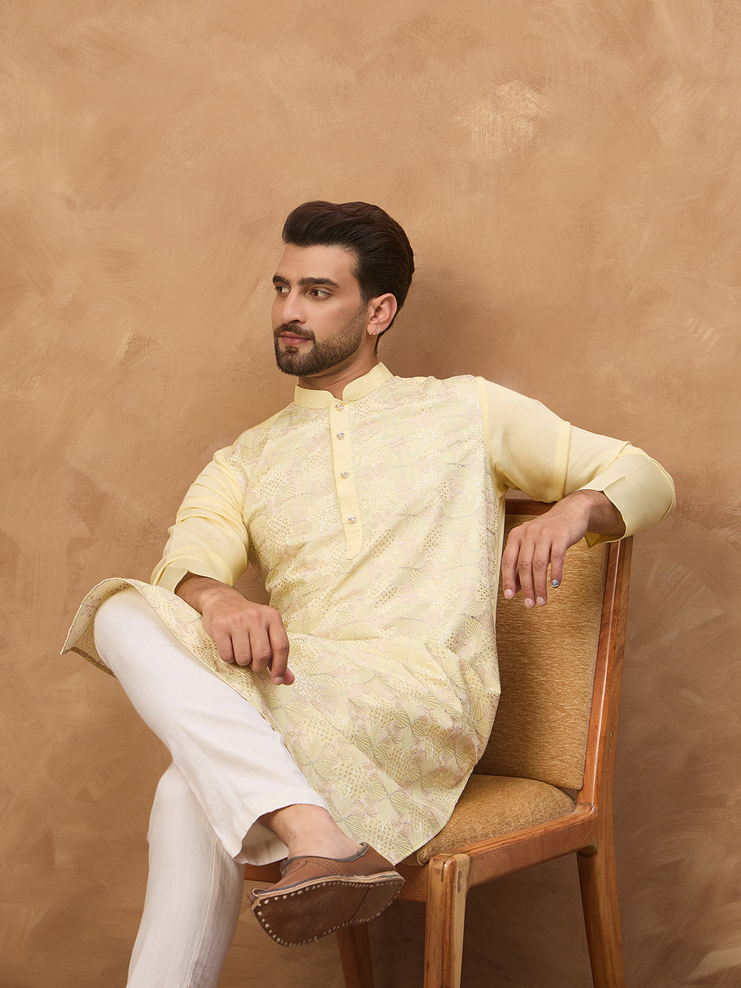Ethnic Bay Men Yellow Silk Blend Solid Embroidered Straight Kurta-MKU1467