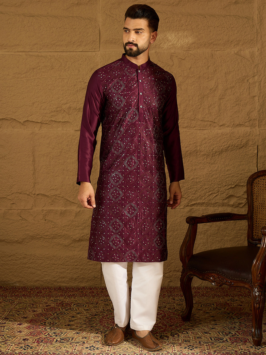 Ethnic Bay Men Purple Silk Blend Solid Embroidered Straight Kurta-MKU1470
