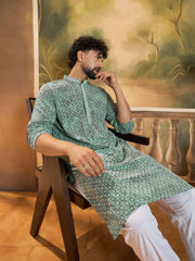 Ethnic Bay Men Green Viscose Rayon Shibori Embroidered Straight Kurta with Trouser-MKSET1485