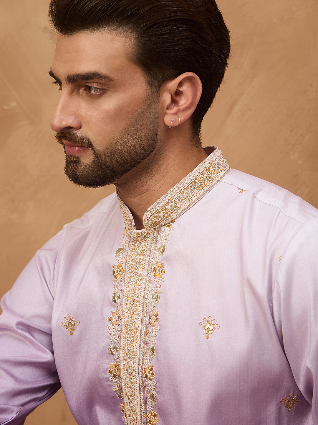 Ethnic Bay Men Purple Silk Blend Solid Embroidered Straight Kurta-MKU1487
