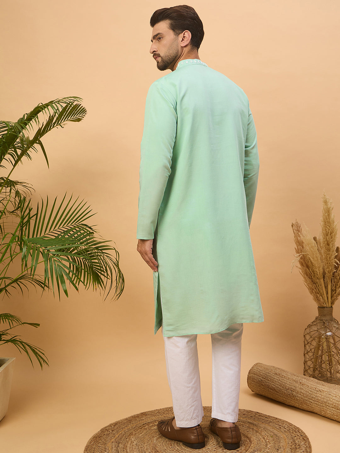 Ethnic Bay Men Blue Silk Blend Solid Embroidered Straight Kurta-MKU1508