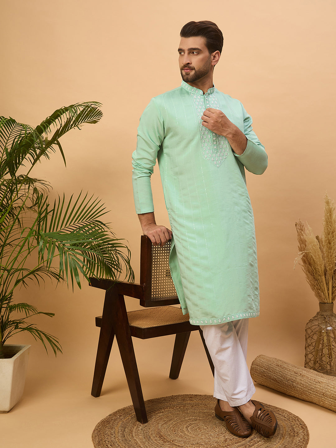 Ethnic Bay Men Blue Silk Blend Solid Embroidered Straight Kurta-MKU1508