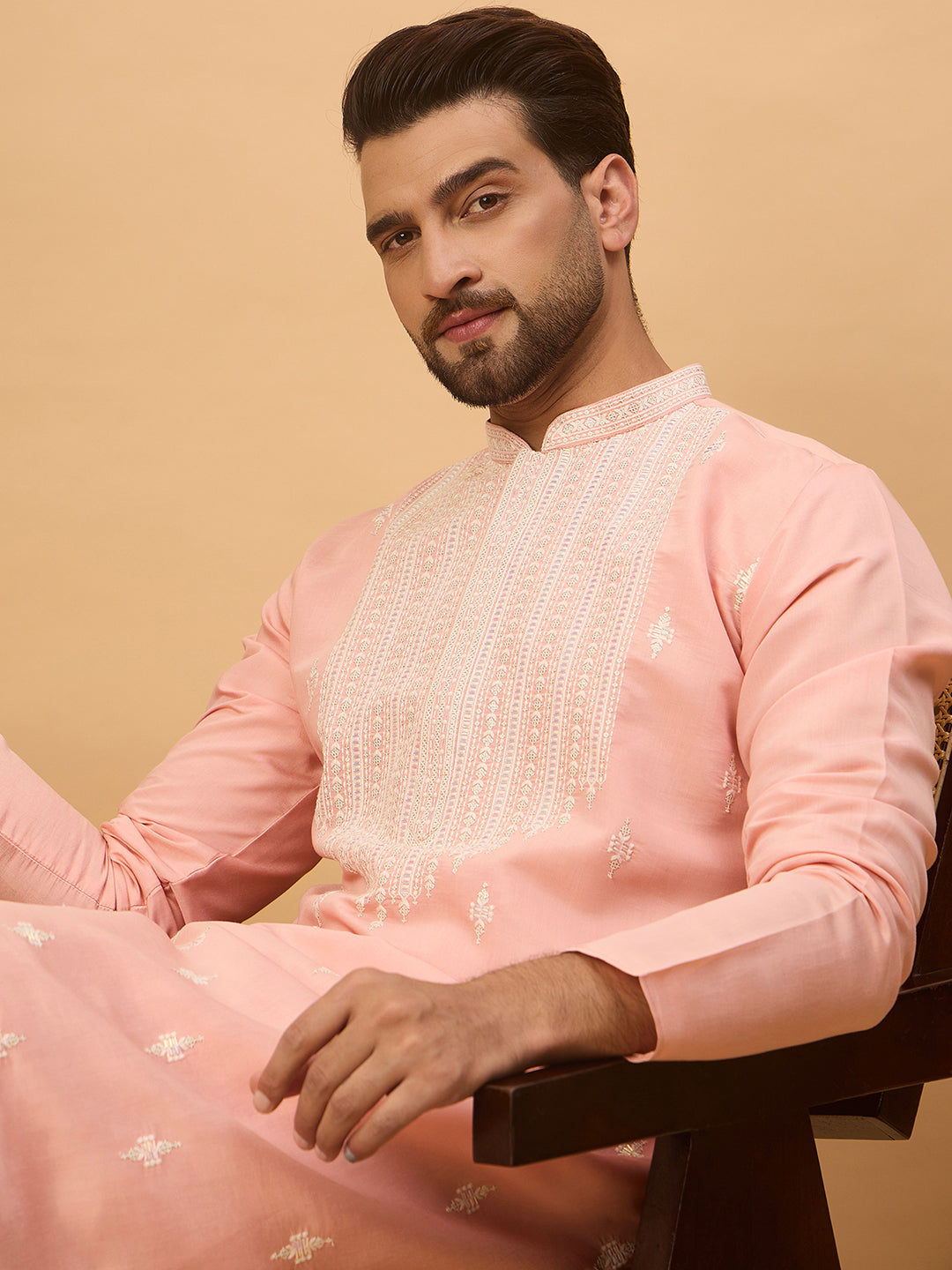 Ethnic Bay Men Peach Silk Blend Solid Embroidered Straight Kurta-MKU1510