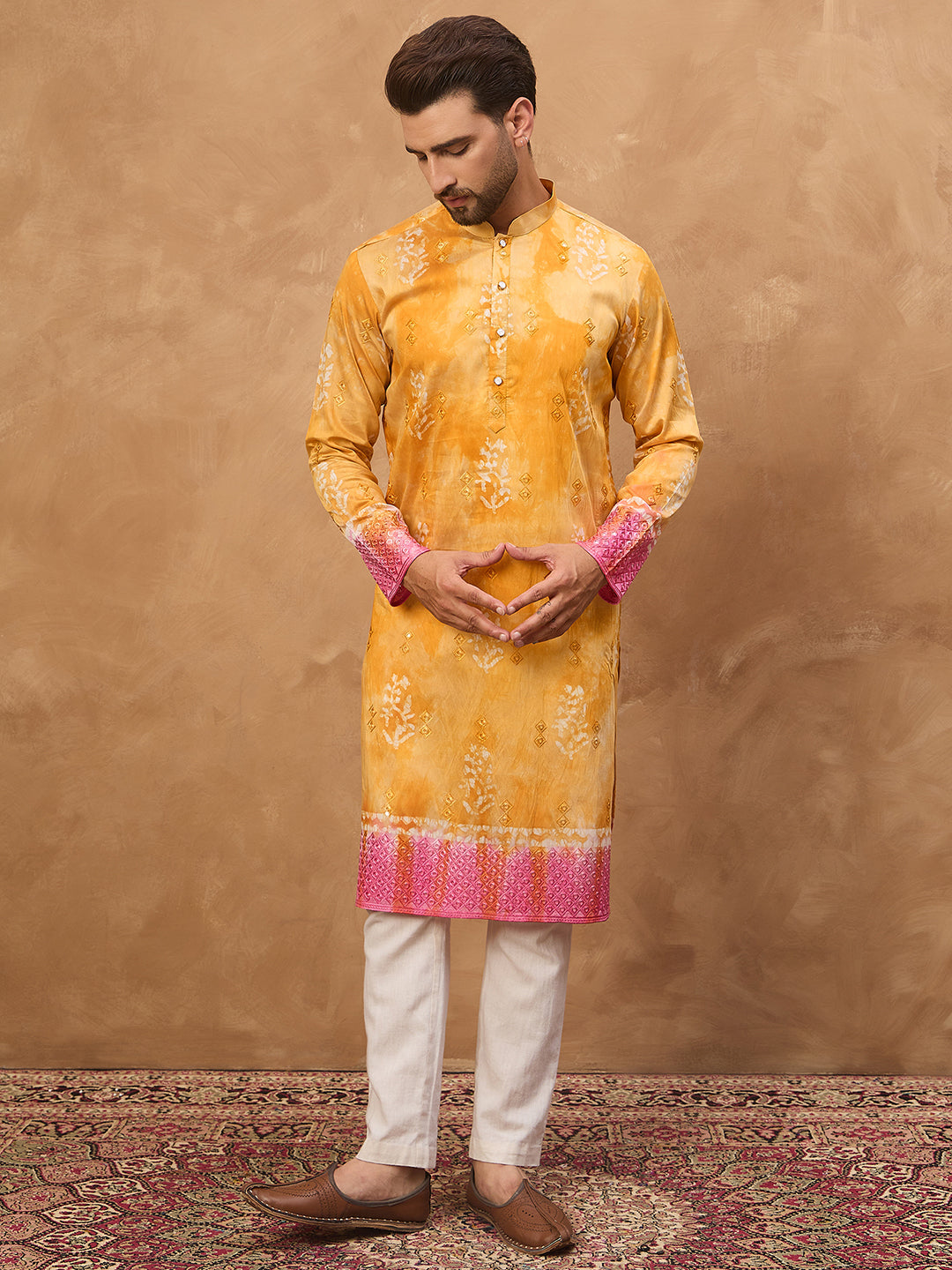 Ethnic Bay Men Yellow Silk Blend Batik Embroidered Straight Kurta-MKU1513