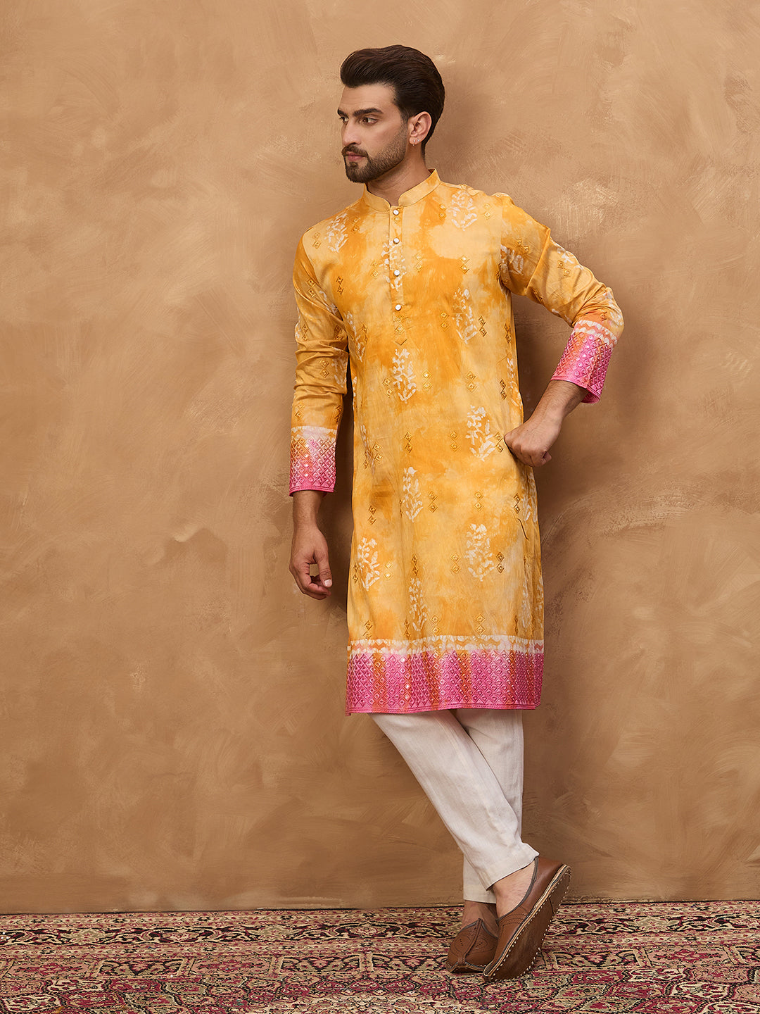 Ethnic Bay Men Yellow Silk Blend Batik Embroidered Straight Kurta-MKU1513
