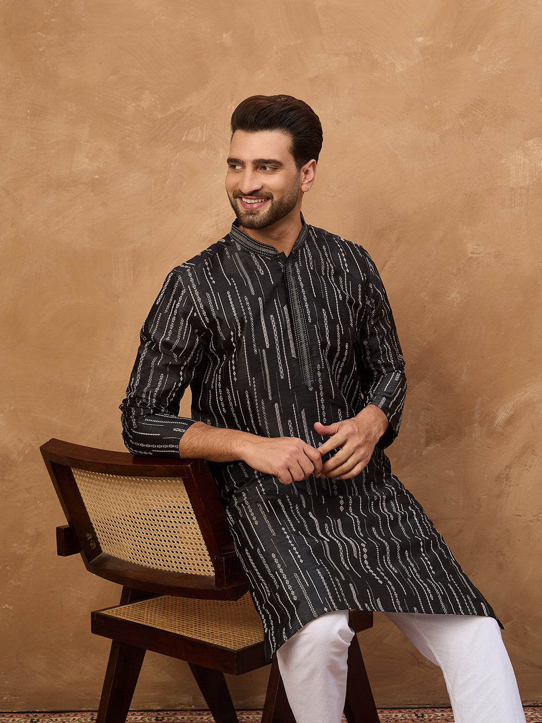 Ethnic Bay Men Black Silk Blend Geometric Printed Straight Kurta-MKU1516
